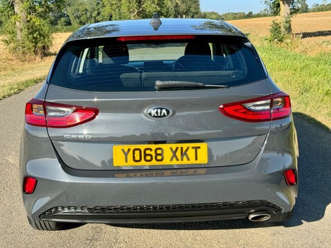 Kia Ceed 1.0 T-GDi ECO 2 Euro 6 (s/s) 5dr 8