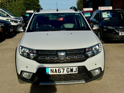 Dacia Sandero Stepway 0.9 TCe Laureate Euro 6 (s/s) 5dr 4