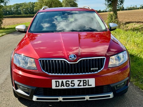 Skoda Octavia 2.0 TDI Scout 4WD Euro 6 (s/s) 5dr