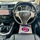 Nissan Navara 2.3 dCi Tekna 4WD Euro 6 (s/s) 4dr 