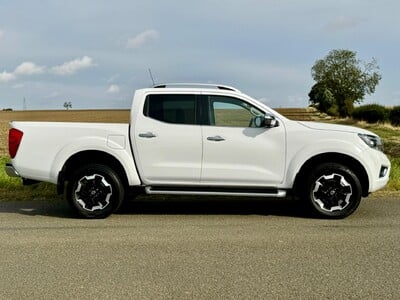 Nissan Navara 2.3 dCi Tekna 4WD Euro 6 (s/s) 4dr