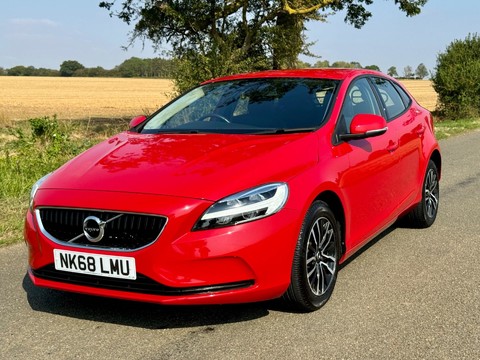 Volvo V40 2.0 T2 GPF Momentum Euro 6 (s/s) 5dr 5