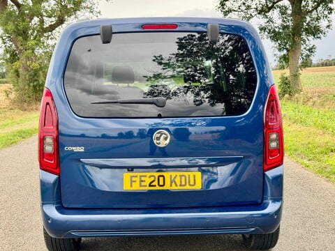 Vauxhall Combo Life 1.5 Turbo D Elite Auto Euro 6 (s/s) 5dr 8