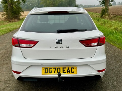 SEAT Leon 2.0 TDI SE Dynamic DSG Euro 6 (s/s) 5dr 8