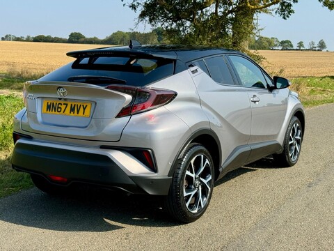 Toyota C-HR 1.2 VVT-i Dynamic Euro 6 (s/s) 5dr 9