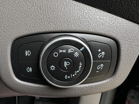Ford Transit Connect 1.5 200 EcoBlue Sport L1 Euro 6 (s/s) 5dr 33