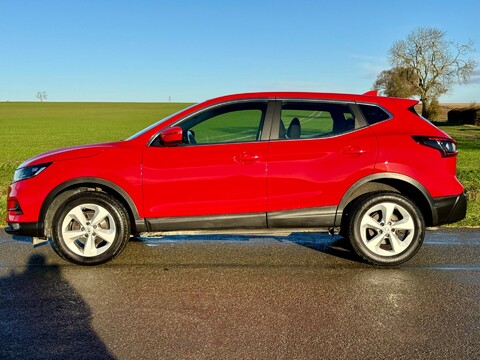 Nissan Qashqai 1.3 DIG-T Acenta Premium Euro 6 (s/s) 5dr 6