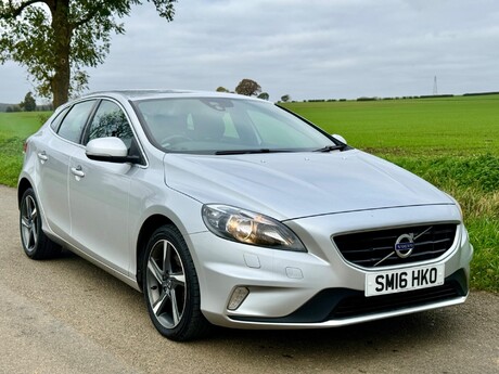 Volvo V40 2.0 D2 R-Design Euro 6 (s/s) 5dr