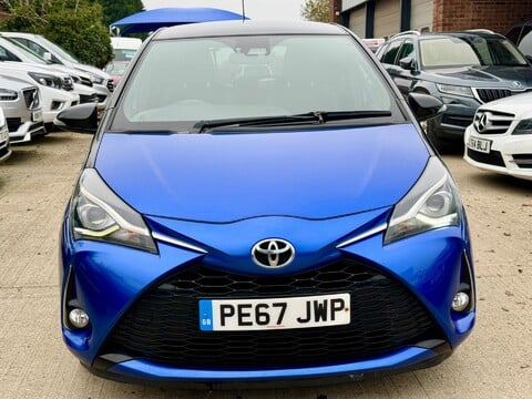 Toyota Yaris 1.5 VVT-i Blue Bi-Tone Euro 6 5dr 3