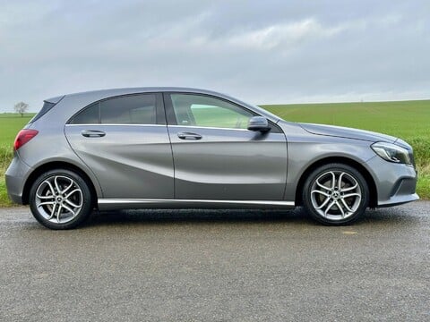 Mercedes-Benz A Class 1.6 A180 Sport Edition 7G-DCT Euro 6 (s/s) 5dr 3