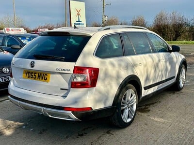 Skoda Octavia 2.0 TDI Scout 4WD Euro 6 (s/s) 5dr