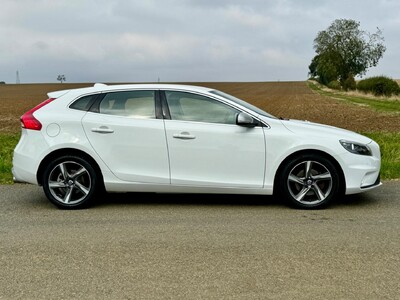 Volvo V40 2.0 D2 R-Design Euro 6 (s/s) 5dr