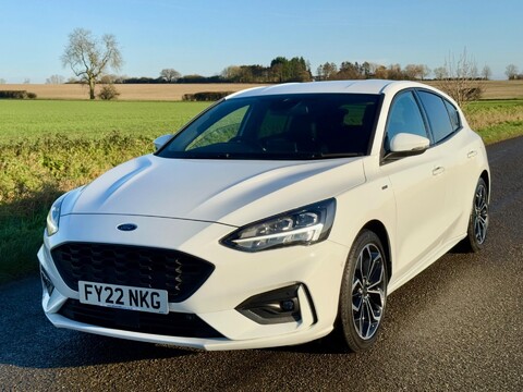 Ford Focus 1.0T EcoBoost MHEV ST-Line X Edition Euro 6 (s/s) 5dr 5