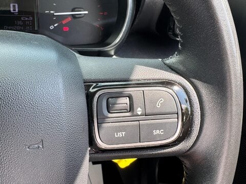 Citroen C3 Aircross 1.2 PureTech Feel Euro 6 (s/s) 5dr 23