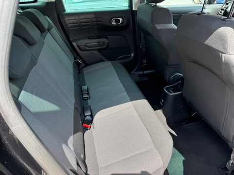 Citroen C3 Aircross 1.2 PureTech Feel Euro 6 (s/s) 5dr 31