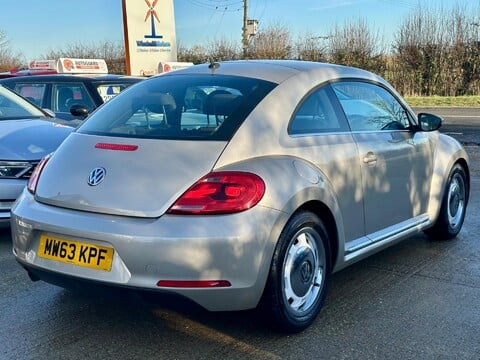 Volkswagen Beetle 1.6 TDI BlueMotion Tech Design Euro 5 (s/s) 3dr 5