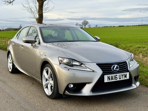 Lexus Is 2.5 300h Premier E-CVT Euro 6 (s/s) 4dr 1