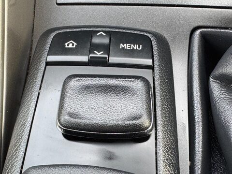 Lexus Is 2.5 300h Premier E-CVT Euro 6 (s/s) 4dr 35