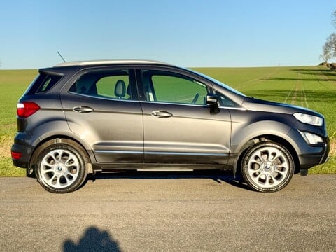 Ford Ecosport 1.0T EcoBoost Titanium Euro 6 (s/s) 5dr 3