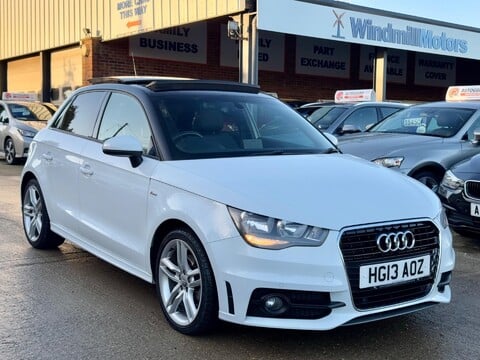 Audi A1 1.4 TFSI S line Sportback S Tronic Euro 5 (s/s) 5dr 1