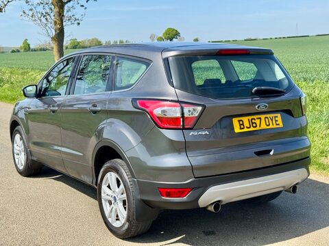 Ford Kuga 1.5 TDCi Zetec Euro 6 (s/s) 5dr 8