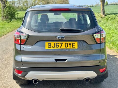 Ford Kuga 1.5 TDCi Zetec Euro 6 (s/s) 5dr 9