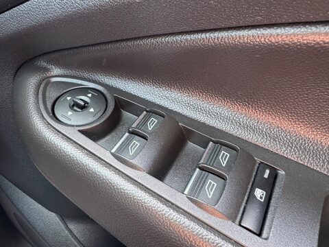 Ford Kuga 1.5 TDCi Zetec Euro 6 (s/s) 5dr 30