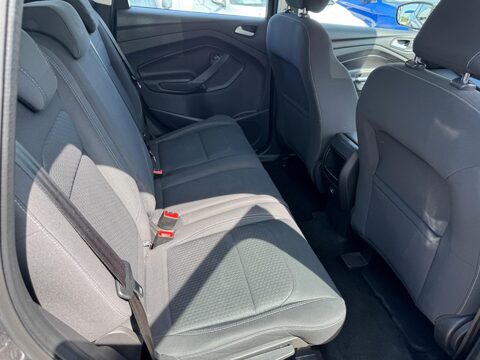 Ford Kuga 1.5 TDCi Zetec Euro 6 (s/s) 5dr 35