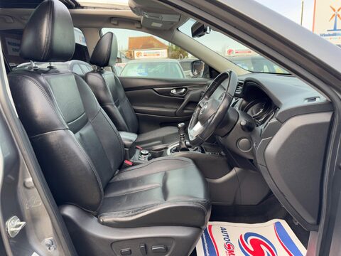 Nissan X-Trail 1.7 dCi Tekna 4WD Euro 6 (s/s) 5dr 14