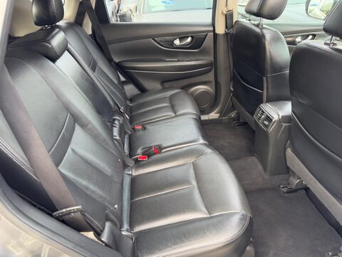 Nissan X-Trail 1.7 dCi Tekna 4WD Euro 6 (s/s) 5dr 46