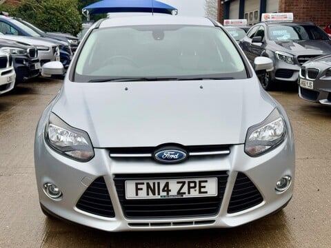 Ford Focus 1.0T EcoBoost Zetec Euro 5 (s/s) 5dr 3