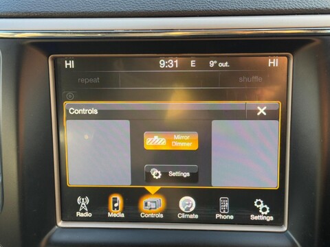 Jeep Grand Cherokee 3.0 V6 CRD Laredo Auto 4WD Euro 5 5dr 15