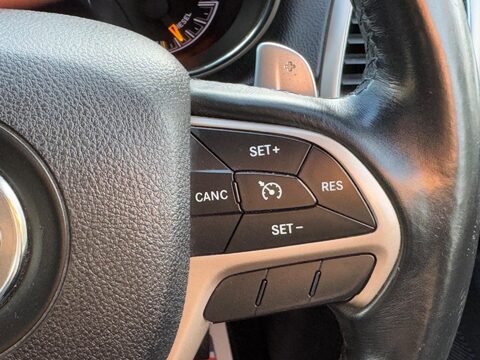 Jeep Grand Cherokee 3.0 V6 CRD Laredo Auto 4WD Euro 5 5dr 29