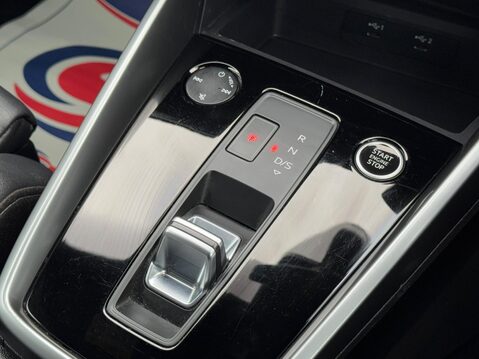 Audi A3 1.4 TFSIe 40 S line Sportback S Tronic Euro 6 (s/s) 5dr (17in Alloys), 13kW 43