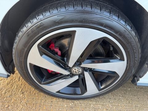 Volkswagen Polo 2.0 TSI GTI DSG Euro 6 (s/s) 5dr 45