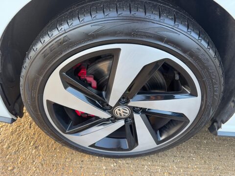 Volkswagen Polo 2.0 TSI GTI DSG Euro 6 (s/s) 5dr 45