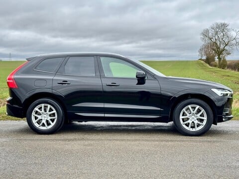 Volvo XC60 2.0 D4 Momentum Pro Auto AWD Euro 6 (s/s) 5dr 3