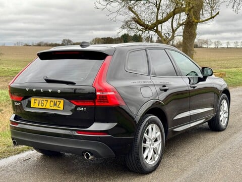 Volvo XC60 2.0 D4 Momentum Pro Auto AWD Euro 6 (s/s) 5dr 9