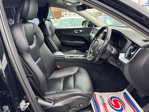 Volvo XC60 2.0 D4 Momentum Pro Auto AWD Euro 6 (s/s) 5dr 12