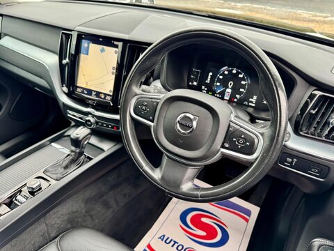 Volvo XC60 2.0 D4 Momentum Pro Auto AWD Euro 6 (s/s) 5dr 37