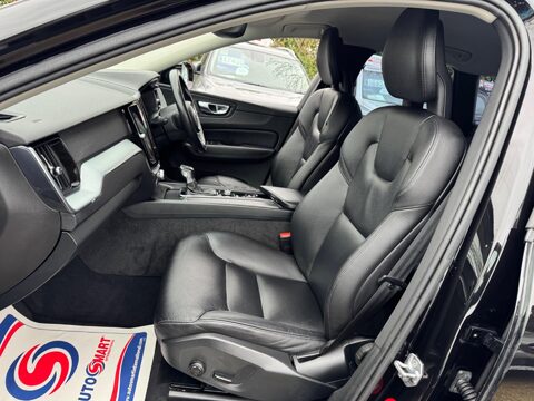 Volvo XC60 2.0 D4 Momentum Pro Auto AWD Euro 6 (s/s) 5dr 38