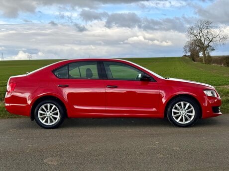 Skoda Octavia 1.6 TDI S DSG Euro 6 (s/s) 5dr