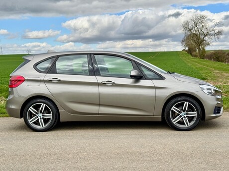 BMW 2 Series 2.0 218d Sport Euro 6 (s/s) 5dr