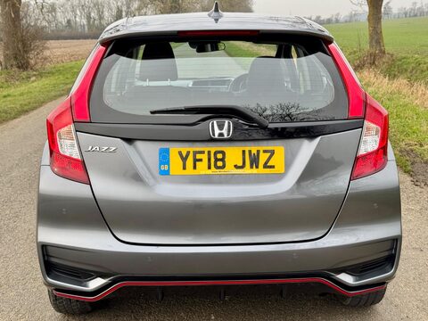 Honda Jazz 1.5 i-VTEC Sport Navi Euro 6 (s/s) 5dr 9
