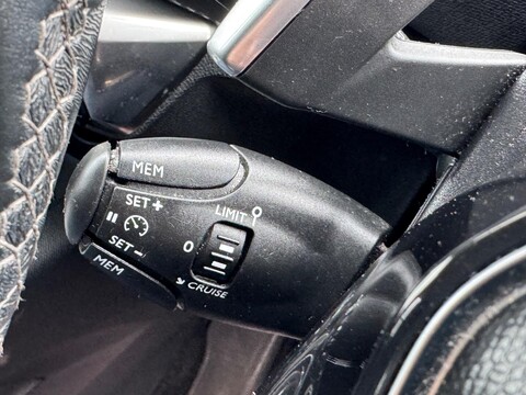 Peugeot 3008 1.2 PureTech Active EAT Euro 6 (s/s) 5dr 36