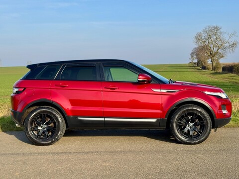 Land Rover Range Rover Evoque 2.2 SD4 Pure Auto 4WD Euro 5 5dr 3