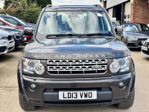 Land Rover Discovery 3.0 SD V6 HSE Luxury Auto 4WD Euro 5 5dr 4