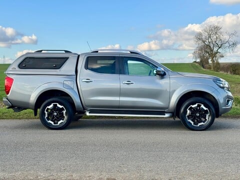 Nissan Navara 2.3 dCi Tekna Auto 4WD Euro 6 4dr 3