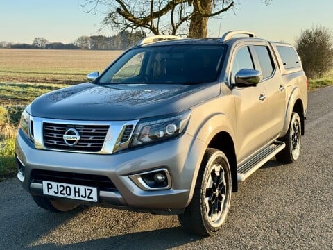 Nissan Navara 2.3 dCi Tekna Auto 4WD Euro 6 4dr 6