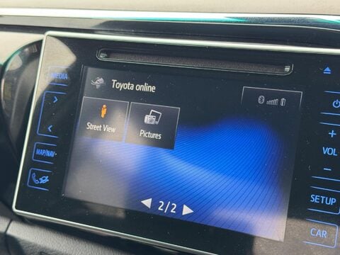 Toyota Hilux 2.4 D-4D Invincible X 4WD Euro 6 (s/s) 4dr (TSS) 23